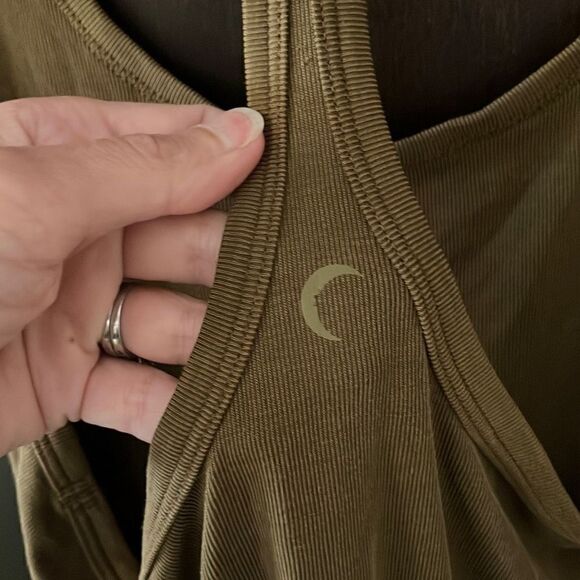 Zyia Vida ScrunchyOlive Green Racer Tank Medium - Picture 5 of 8